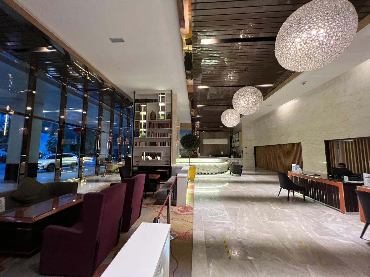 Platinum Suites Klcc By Moonorchid Kuala Lumpur Luaran gambar