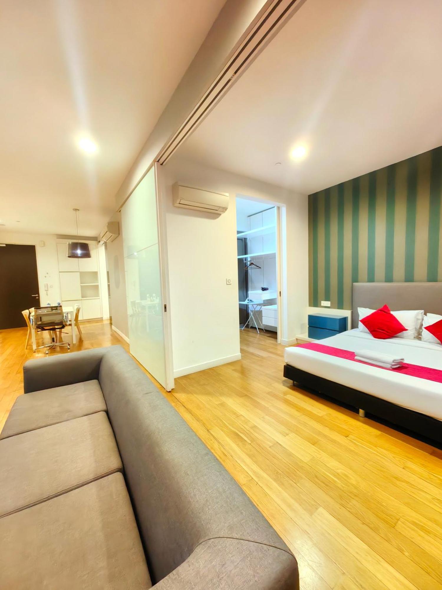 Platinum Suites Klcc By Moonorchid Kuala Lumpur Luaran gambar